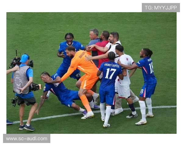 凯尔·沃克加冕世俱杯冠军，集齐荣誉拼图