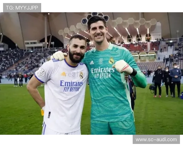 库尔图瓦+拉莫斯+米利唐：皇马钢铁防线解析